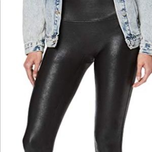NWT SPANX FAUX LEATHER LEGGINGS Size Medium Petite